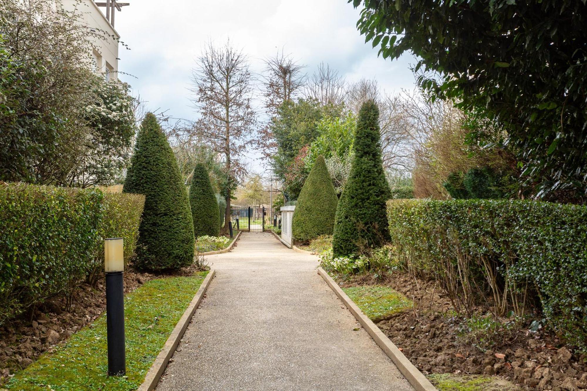 Happy Stay Disney Two - Apartment With Garden & Parking Montevrain Bagian luar foto